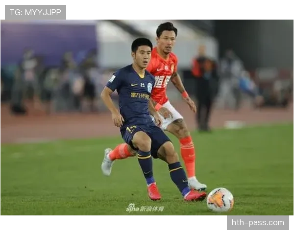 广州德比战火重燃：恒大富力巅峰对决，状态回升成焦点