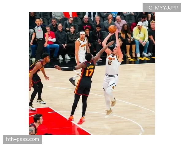 国米中路渗透战术近期表现稳健,进攻效率持续提升 国米中路渗透战术近期表现稳健,进攻效率持续提升